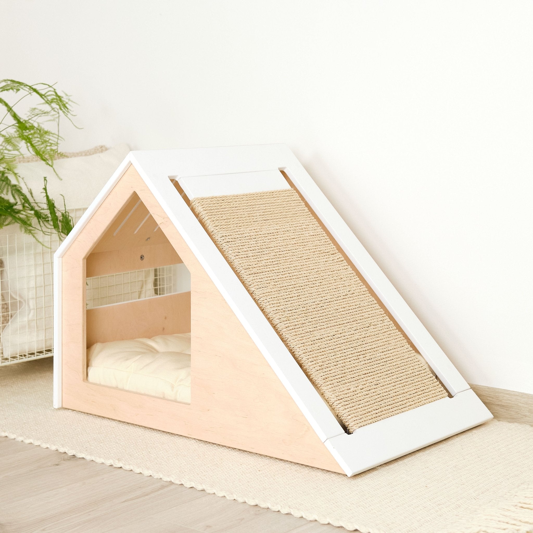 Hamm Scratch Cat house with scratcher PetSo
