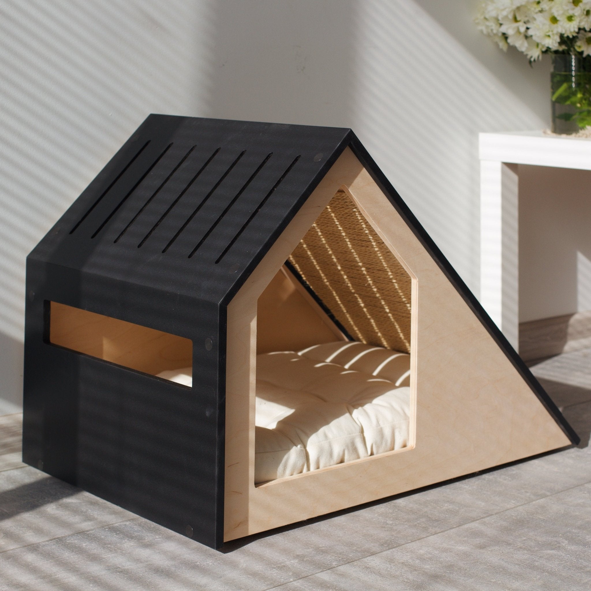 Hamm Scratch Cat house with scratcher PetSo