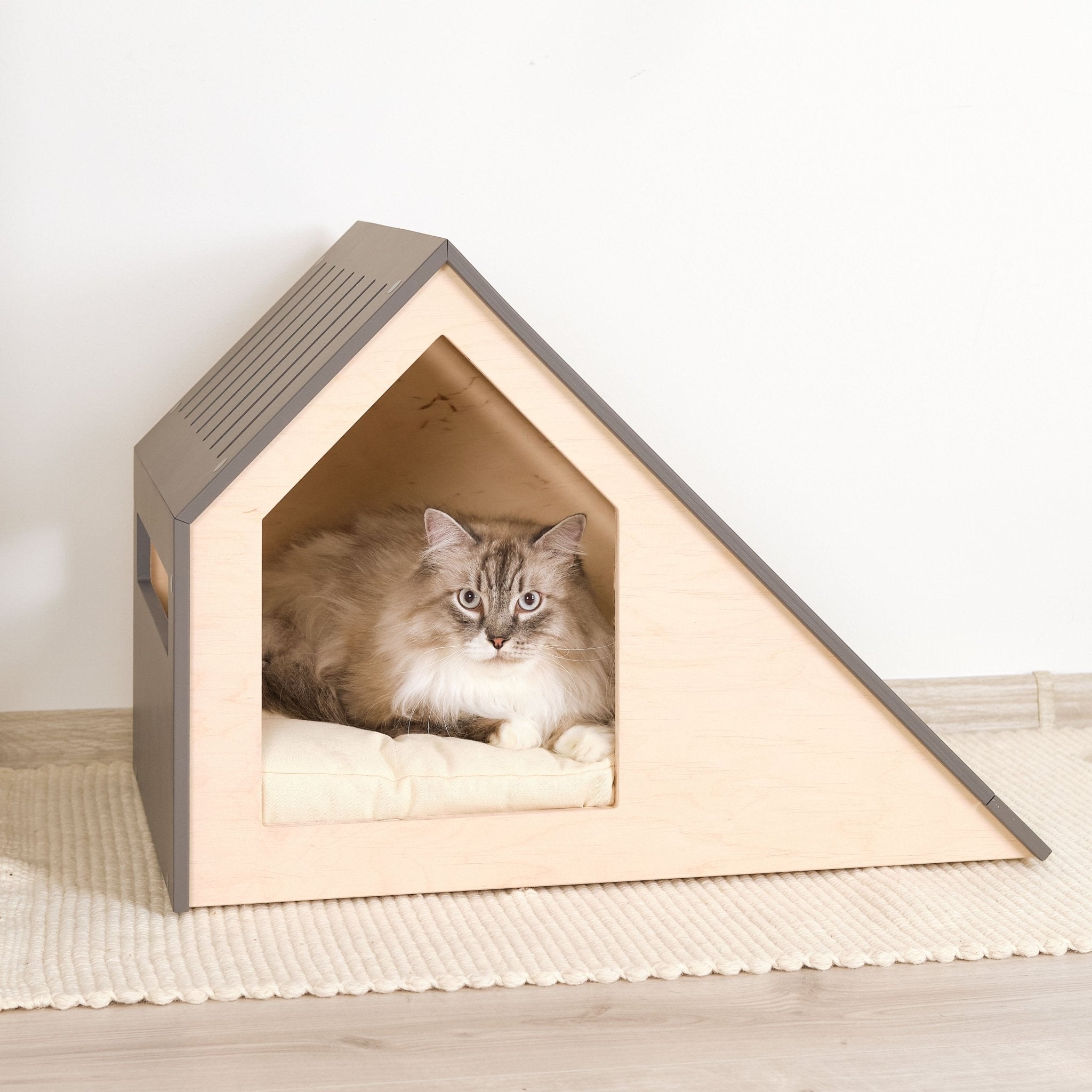 Hamm Scratch Cat house with scratcher PetSo